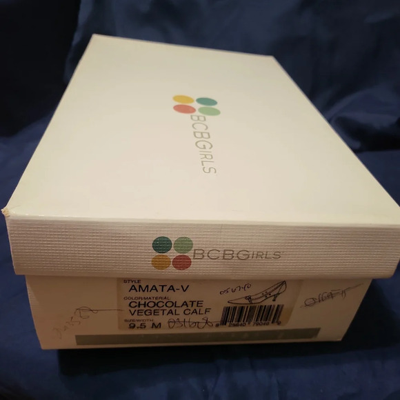 BCBGirls Vintage Amata‎ Chocolate Brown Buckle Pointed Leather Preppy Heels 9.5 - Picture 12 of 12